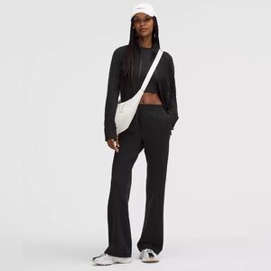 Lululemon Define Mid-Rise Track PantLuon (NWT)